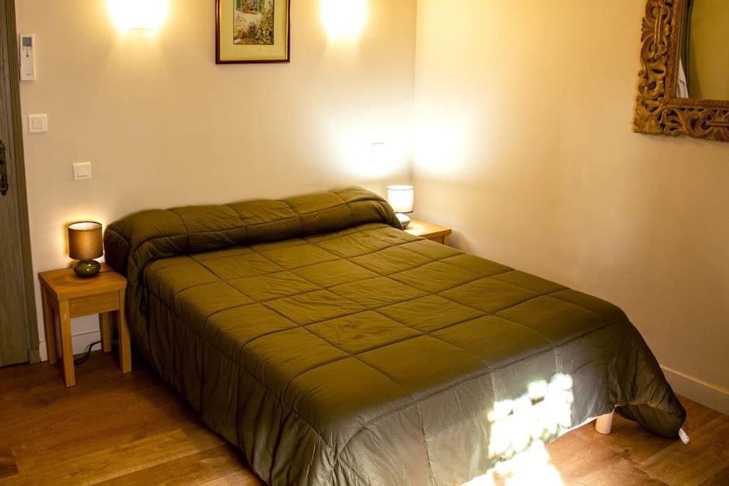 Gite En Provence Proche Avignon Совтер Экстерьер фото